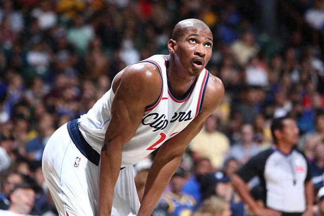 亚历山大绝杀雷霆险胜尼克斯 国王送爵士9连败