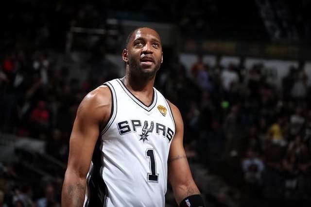 米切尔28分班凯罗空砍39分 骑士险胜魔术3-2